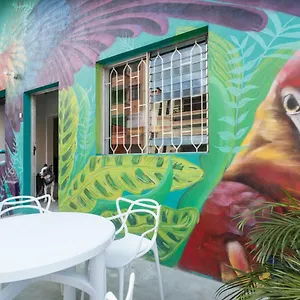 Gastón Coliving Hostal